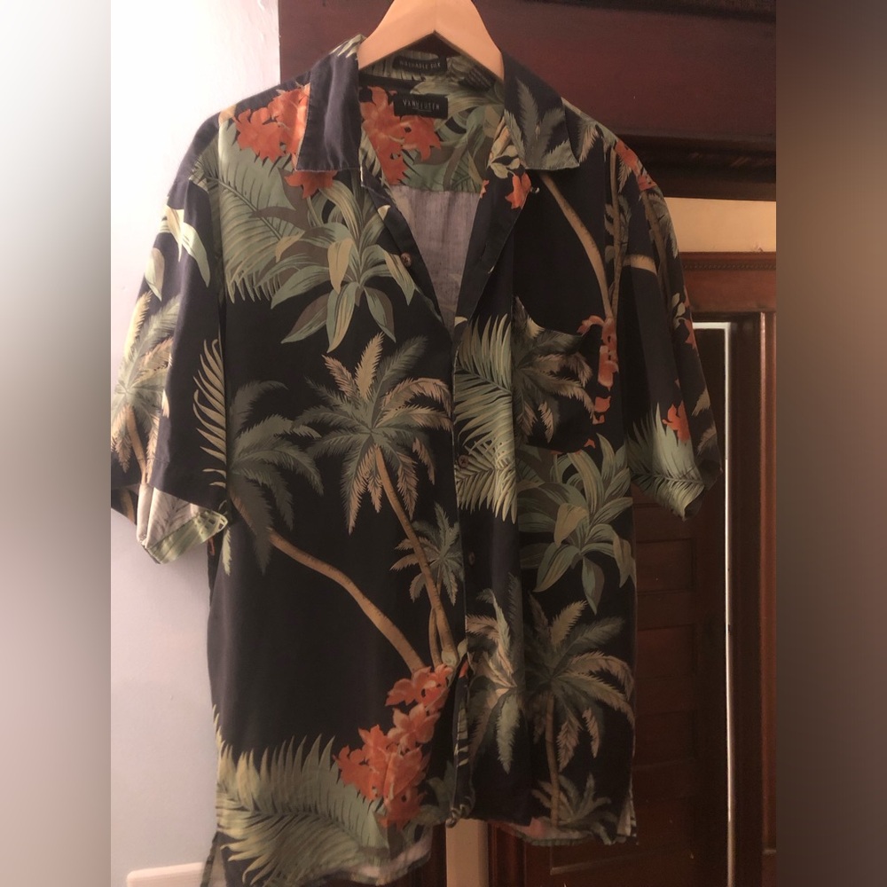 Van Huesan washable silk Tropical Palm Short-Sleeve Shirt - Black/Green